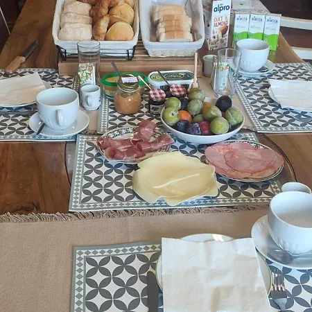 R3 - Guesthouse Travessa Da Arieira Guest house