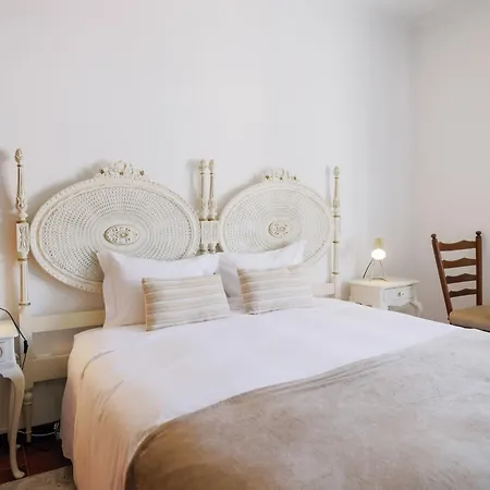 Guest house R3 - Guesthouse Travessa Da Arieira