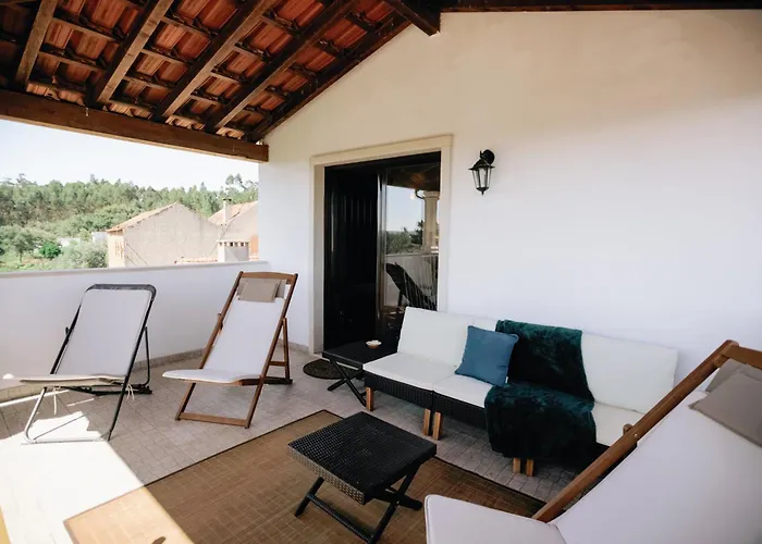 Travessa Da Arieira ゲストハウス Aguda (Leiria)